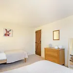 2 Bed In Oc-s30412 * Greystoke